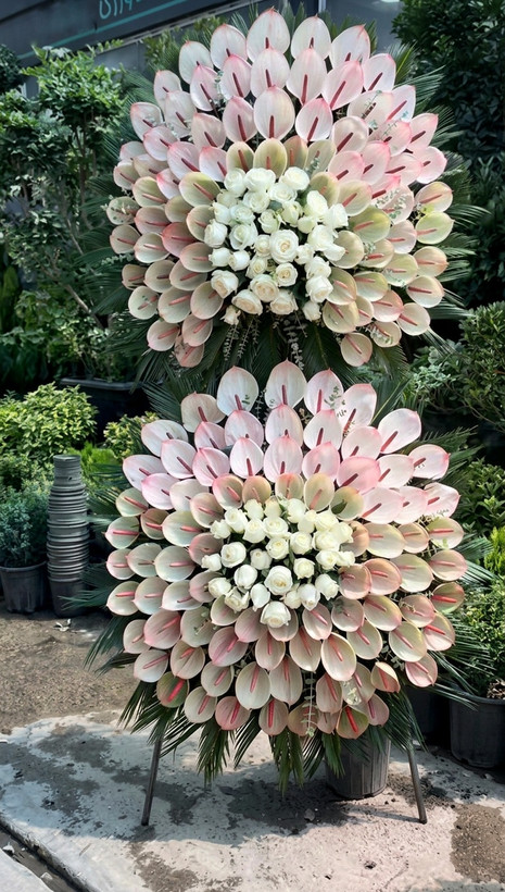 سفارش تاج گل در تهران